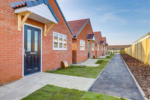 2 bedroom detached bungalow for sale, Potters Close, Top Valley NG5