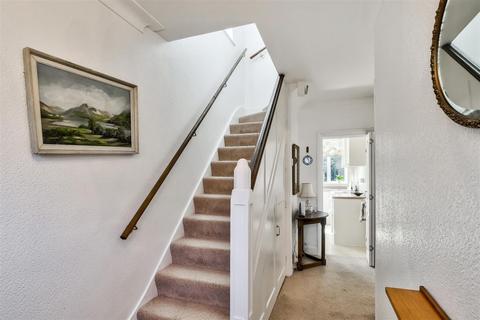 3 bedroom semi-detached house for sale, Onslow Gardens, South Woodford