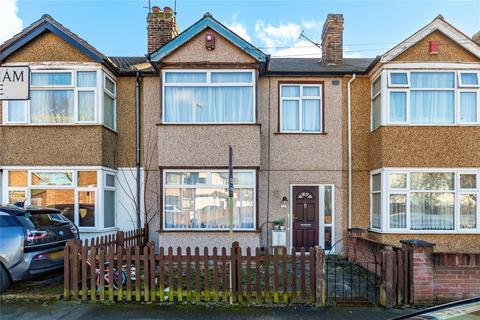 3 bedroom terraced house for sale, Sheringham Avenue, Romford, RM7