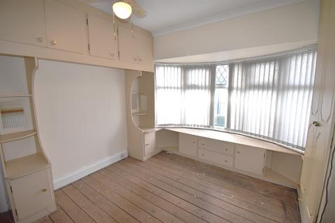 4 bedroom terraced house to rent, Lake Drive, Hull, HU8