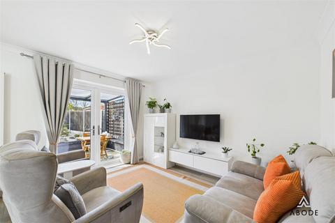 8 Babbington Close, Tutbury, Burton-on-trent, DE13 9HX