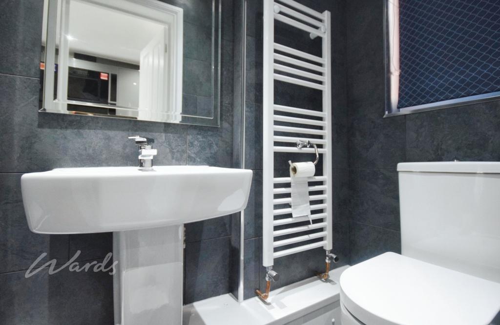 Northdown shower ...