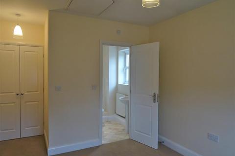 2 bedroom flat to rent, Middlewood Close, Solihull B91