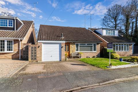 4 bedroom detached bungalow for sale, Juniper Grove, Watford, WD17