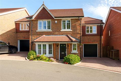 4 bedroom detached house for sale, Stable Close, Wrecclesham, Farnham, Surrey, GU10