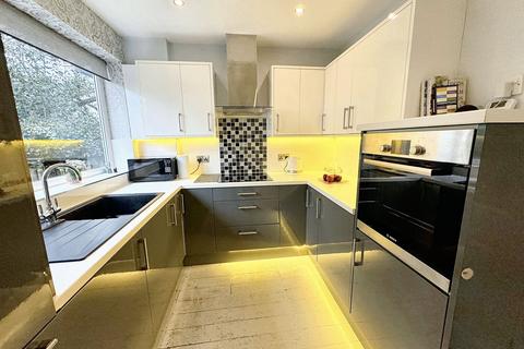 2 bedroom house for sale, Lowther Road, Prestwich, M25