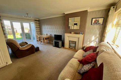 3 bedroom terraced house for sale, School Lane, Hampshire GU46