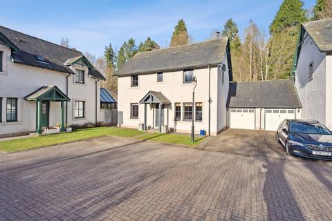 4 bedroom detached house for sale, Robertson Court, Birnam, PH8