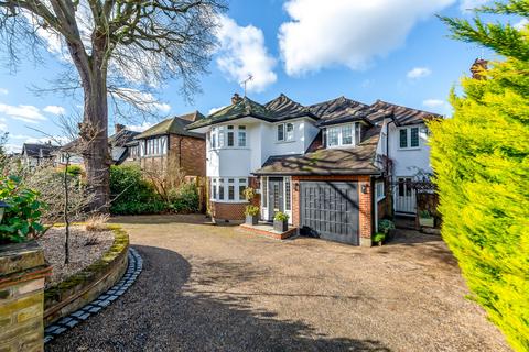 4 bedroom detached house for sale, Yester Park, Chislehurst BR7