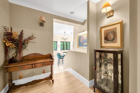 Shelburne Yester Park, Chislehurst, BR7 5DQ