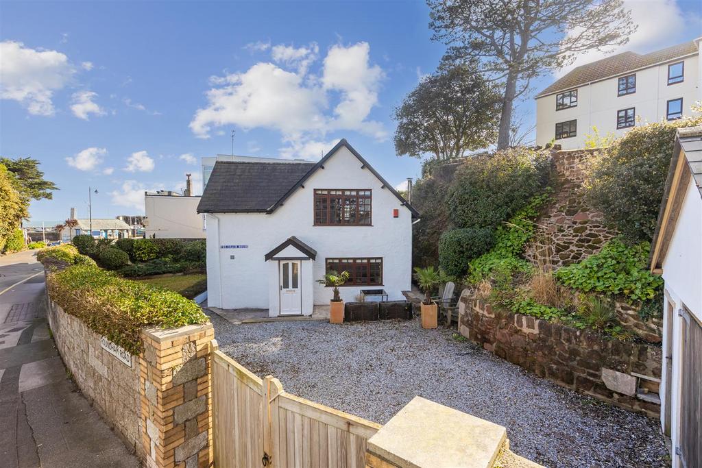 A01 - Paignton, The coach house - 250227.jpg