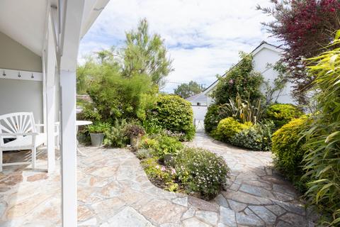 3 bedroom end of terrace house for sale, The Brakeyard, St Mawes