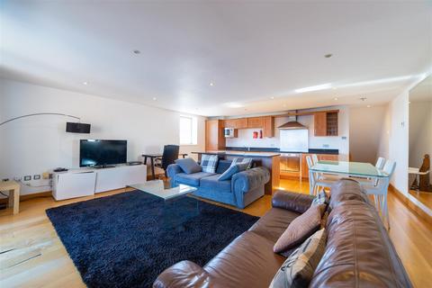 2 bedroom apartment to rent, Murton House, Grainger Street, City Centre - NE1