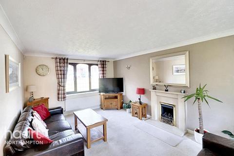 4 bedroom detached house for sale, Harrier Park, Northampton