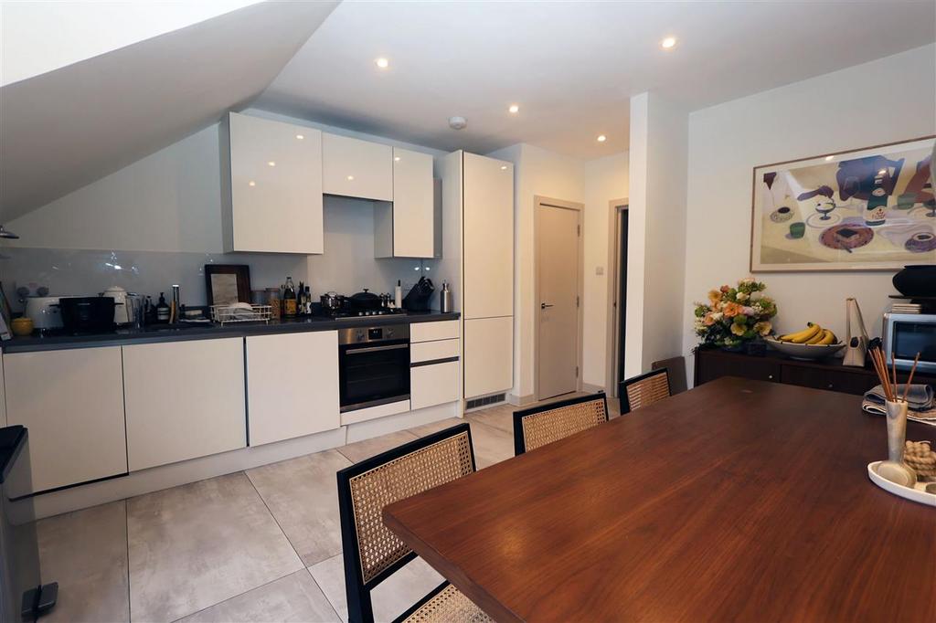 Lounge/Kitchen