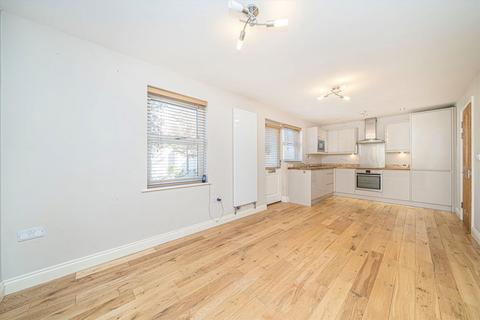 1 bedroom flat for sale, Belmont Road, Twickenham TW2