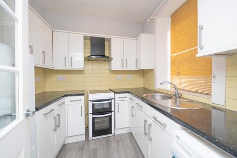 2 bedroom flat for sale, Mitchell Street, Crieff PH7