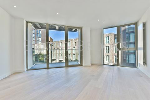 2 bedroom apartment to rent, Liner House, Royal Wharf, E16