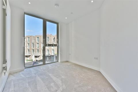 2 bedroom apartment to rent, Liner House, Royal Wharf, E16