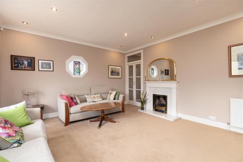 7 Hamilton Place, Perth, PH1 1BB