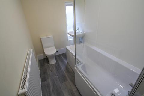 1 bedroom flat to rent, Kirkley Cliff Road, Lowestoft