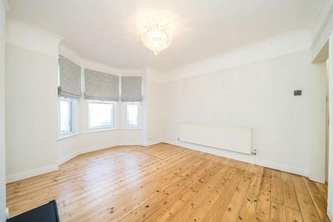 2 bedroom flat to rent, Windmill Road, London W5