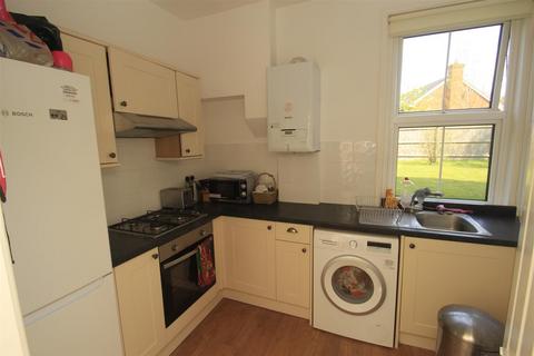 1 bedroom flat to rent, Fowlers Road, Salisbury SP1