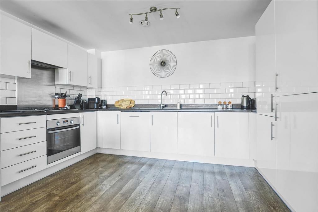 Kitchen .jpg