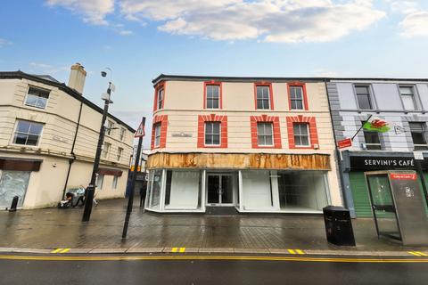 Shop to rent, Aberdare CF44