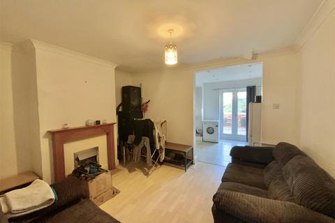 2 bedroom terraced house for sale, Harwood Street, New Bradwell, Milton Keynes