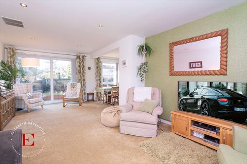 1 Fernhill Close, Kenilworth, CV8 1AN