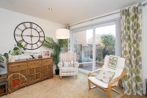1 Fernhill Close, Kenilworth, CV8 1AN