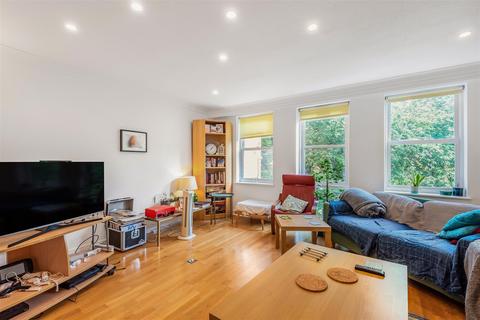 27 Wolfe Crescent, London, SE16 6SF
