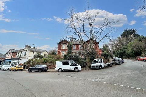 Walnut Road, Torquay, TQ2