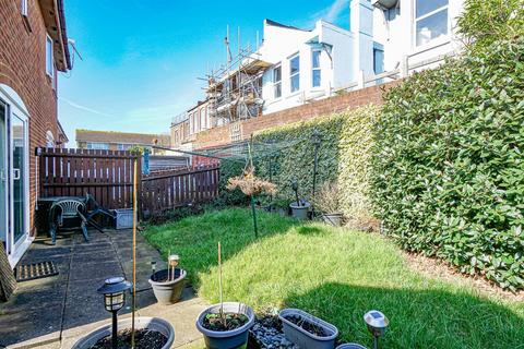 3 bedroom end of terrace house for sale, St. Catherines Close, St. Leonards-On-Sea