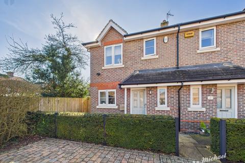 3 bedroom semi-detached house for sale, Jannetta Close, Aylesbury