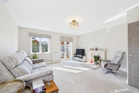 3 bedroom semi-detached house for sale, Jannetta Close, Aylesbury