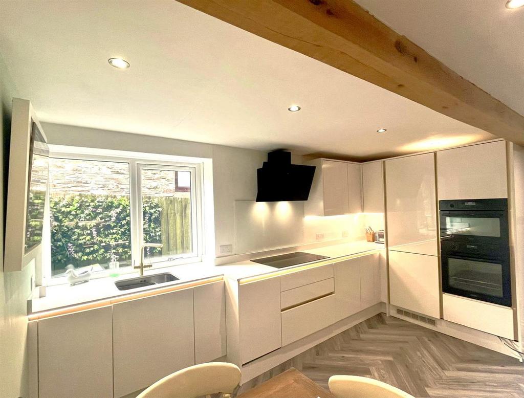 New kitchen.jpg