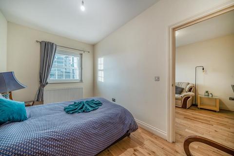undefined, Tolworth,  Kingston upon Thames,  KT5