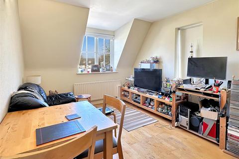 1 bedroom flat for sale, The Green, Cambridge CB24