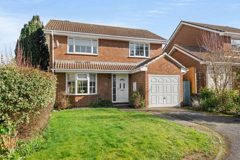 4 bedroom detached house for sale, Gracemere Crescent, Kempshott