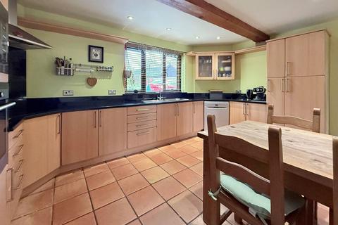 10 Bannerdown Close, Batheaston, Bath, BA1 7JN