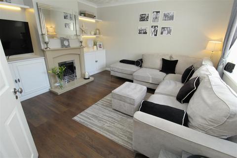 3 bedroom end of terrace house for sale, Deerbarn Drive, Liverpool L30