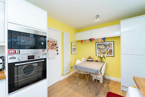 2 bedroom end of terrace house for sale, Edge Lane, Chorlton