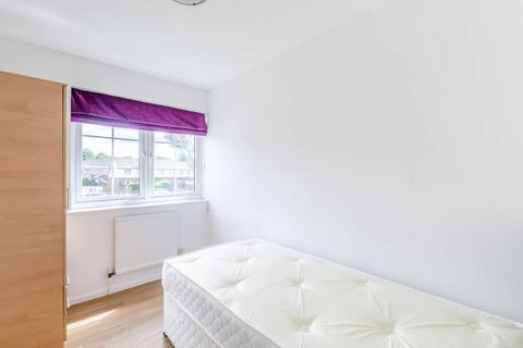 3 bedroom house to rent, St James's Road, Bermondsey, London, SE16