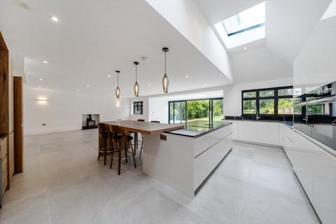 5 bedroom detached house for sale, Burtons Lane, Chalfont St. Giles, Buckinghamshire, HP8