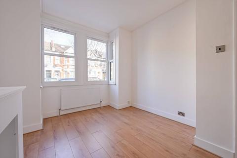 1 bedroom flat to rent, Wood Street, Walthamstow, London, E17