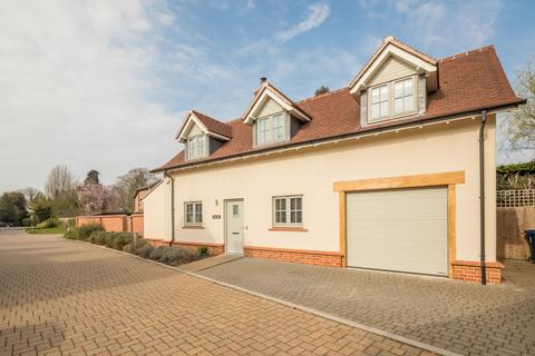 1 The Pastures, Harston, Cambridge, CB22 7AD
