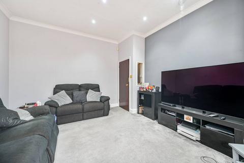 2 bedroom flat for sale, Buchanan Gardens, Kensal Green, London, NW10