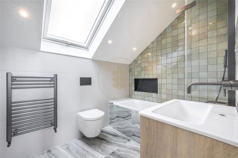 3 bedroom duplex for sale, Ebbsfleet Road, West Hampstead, London, NW2